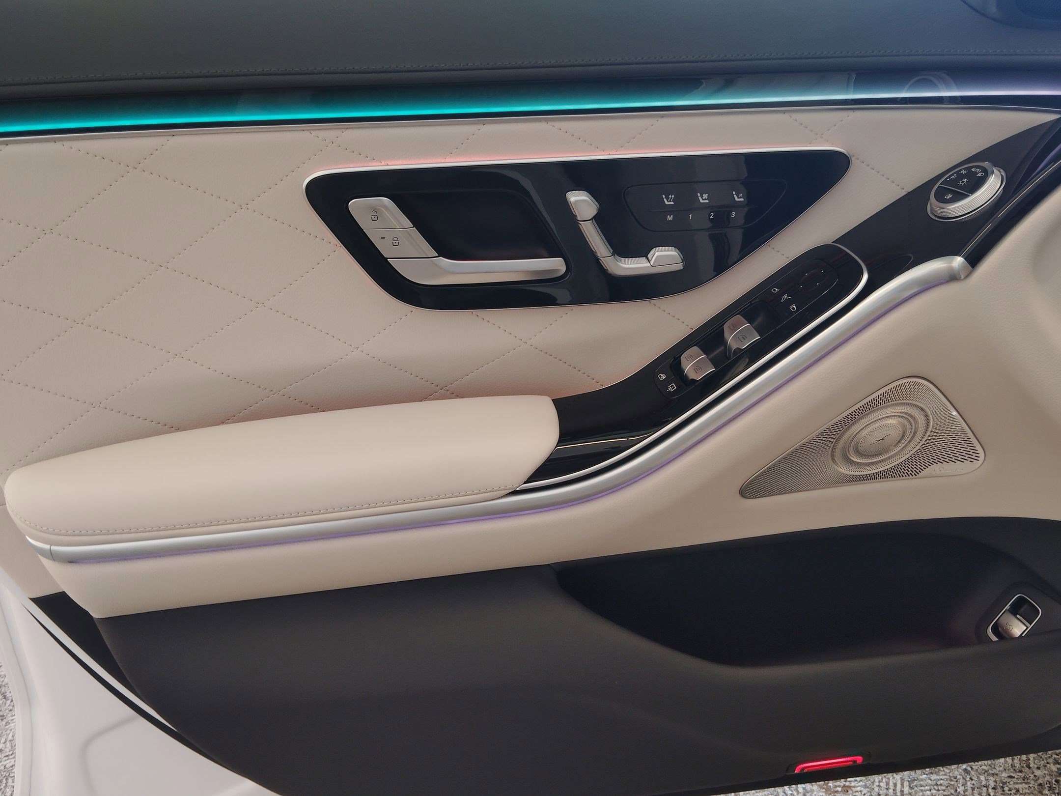 New 2026 Mercedes-Benz S 580 4MATIC Sedan image 11