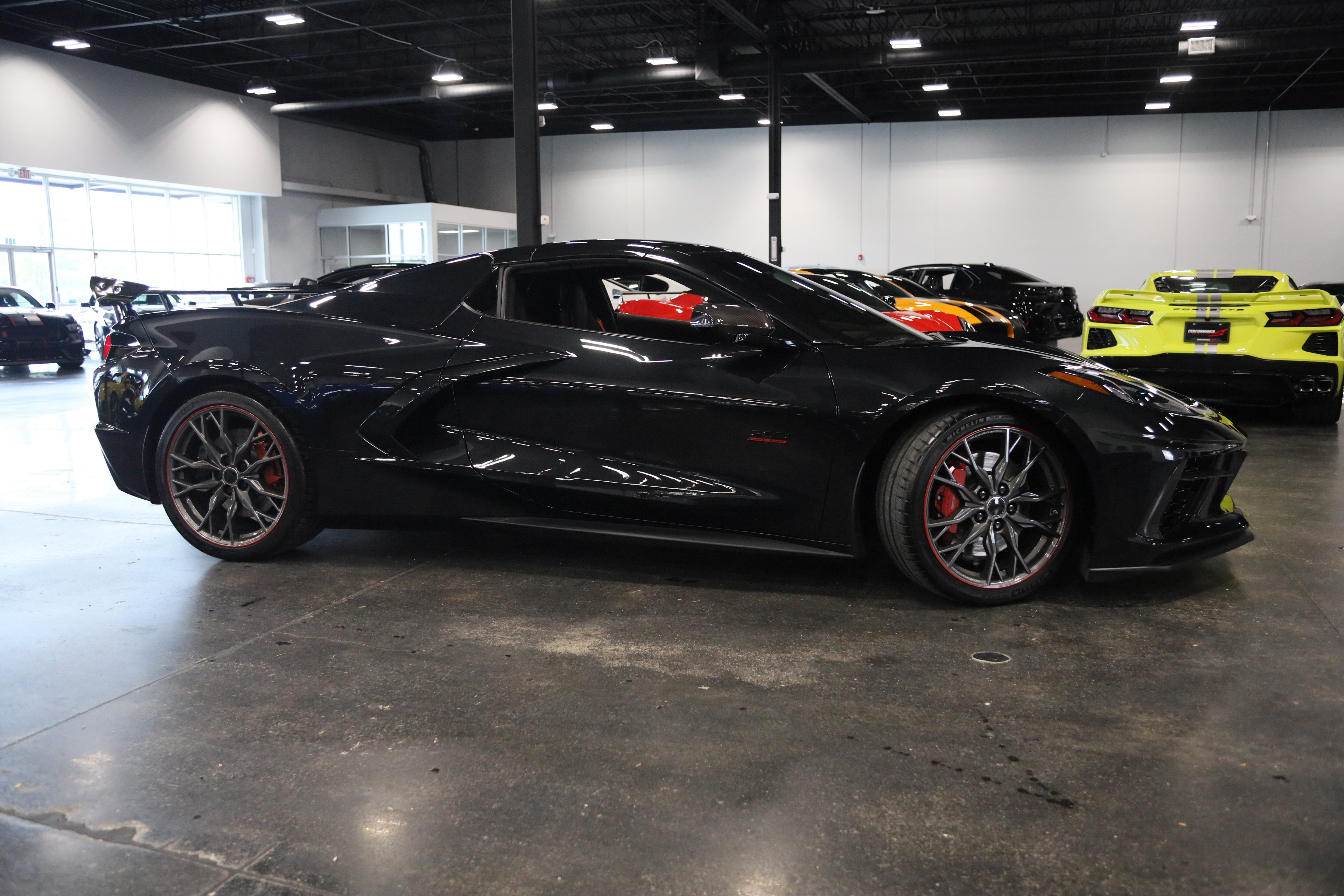 Used 2023 Chevrolet Corvette Stingray Premium Conv w/ Z51 Performance Package RWD image 10