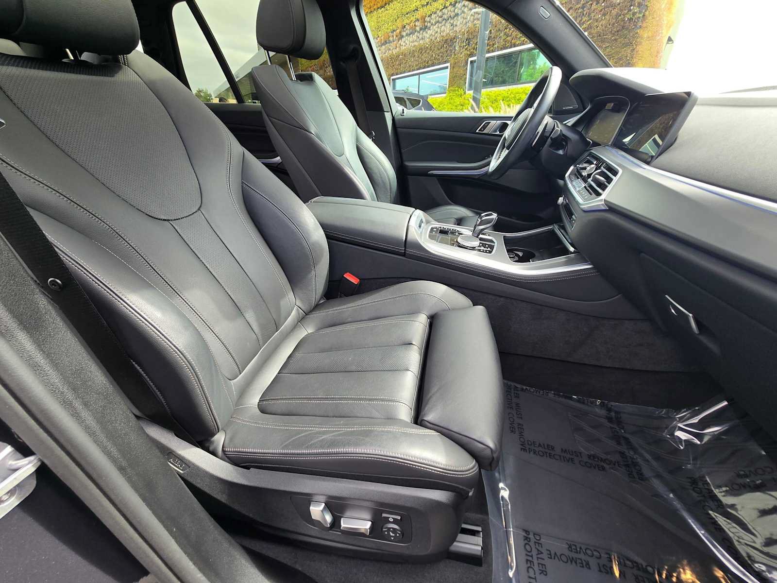 Used 2019 BMW X5 xDrive40i w/ M Sport Package AWD/4WD image 10