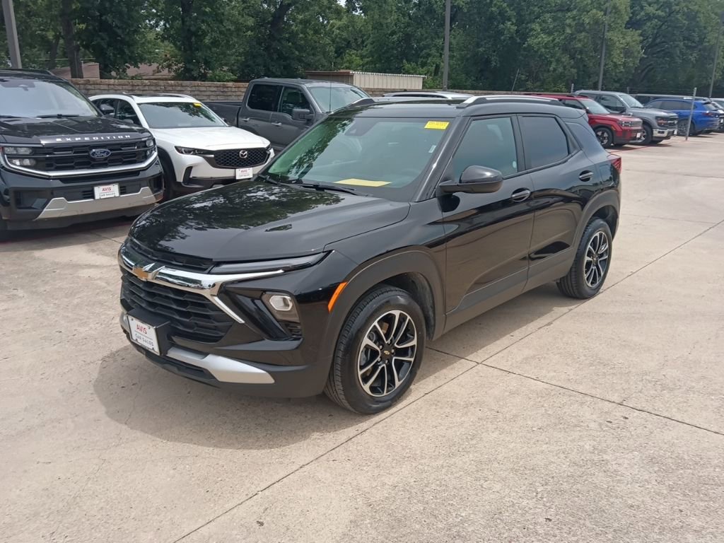 Used 2025 Chevrolet TrailBlazer LT