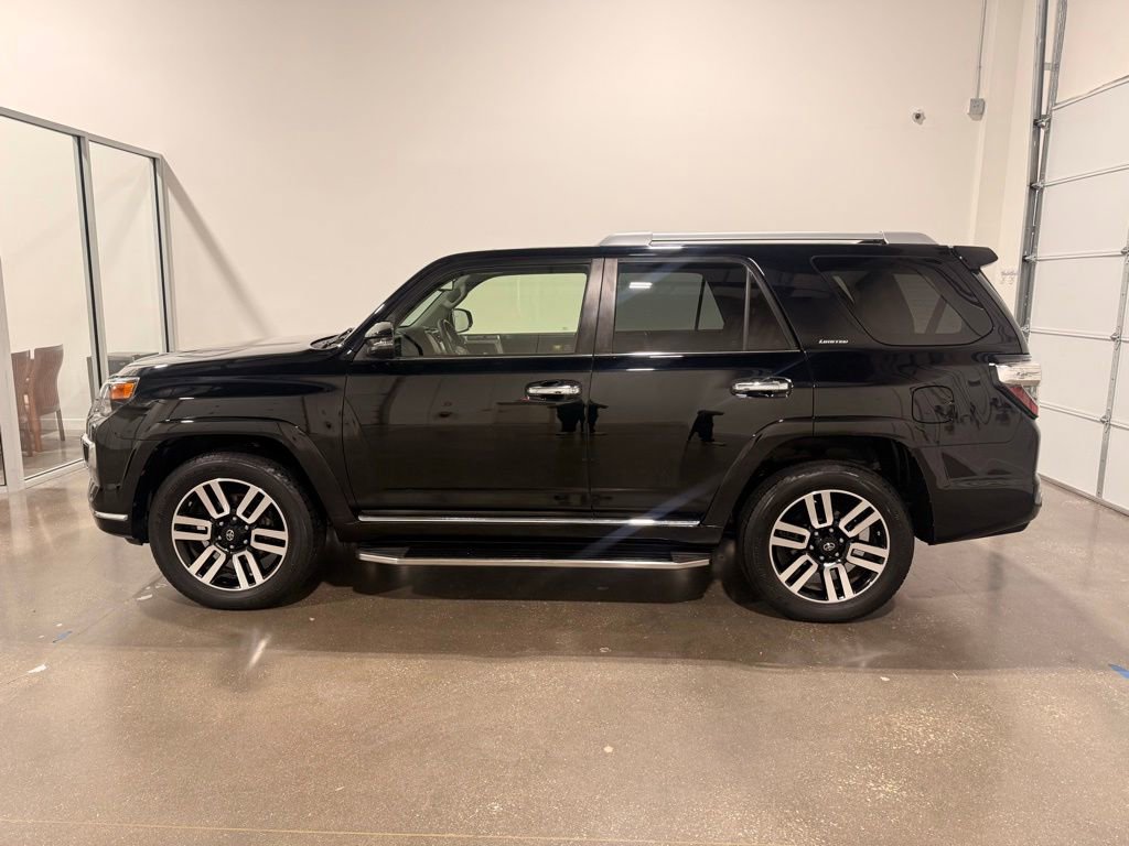 Used 2021 Toyota 4Runner Limited AWD/4WD image 8