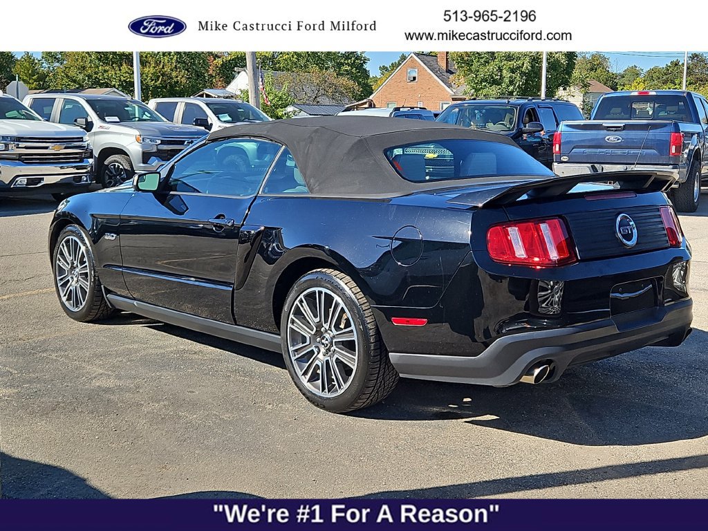 Used 2012 Ford Mustang GT Premium w/ Electronics Pkg RWD image 3
