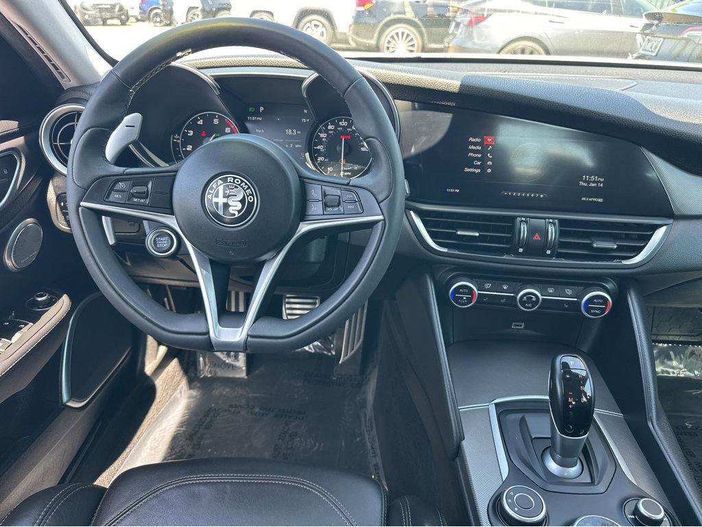 Used 2019 Alfa Romeo Giulia Ti Sport w/ Quick Order Package 22U Sport RWD image 20