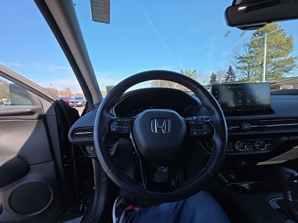 Used 2023 Honda HR-V EX-L image 13