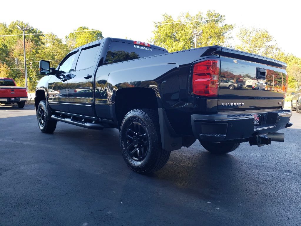 Used 2017 Chevrolet Silverado 2500 LTZ w/ Duramax Plus Package AWD/4WD image 8