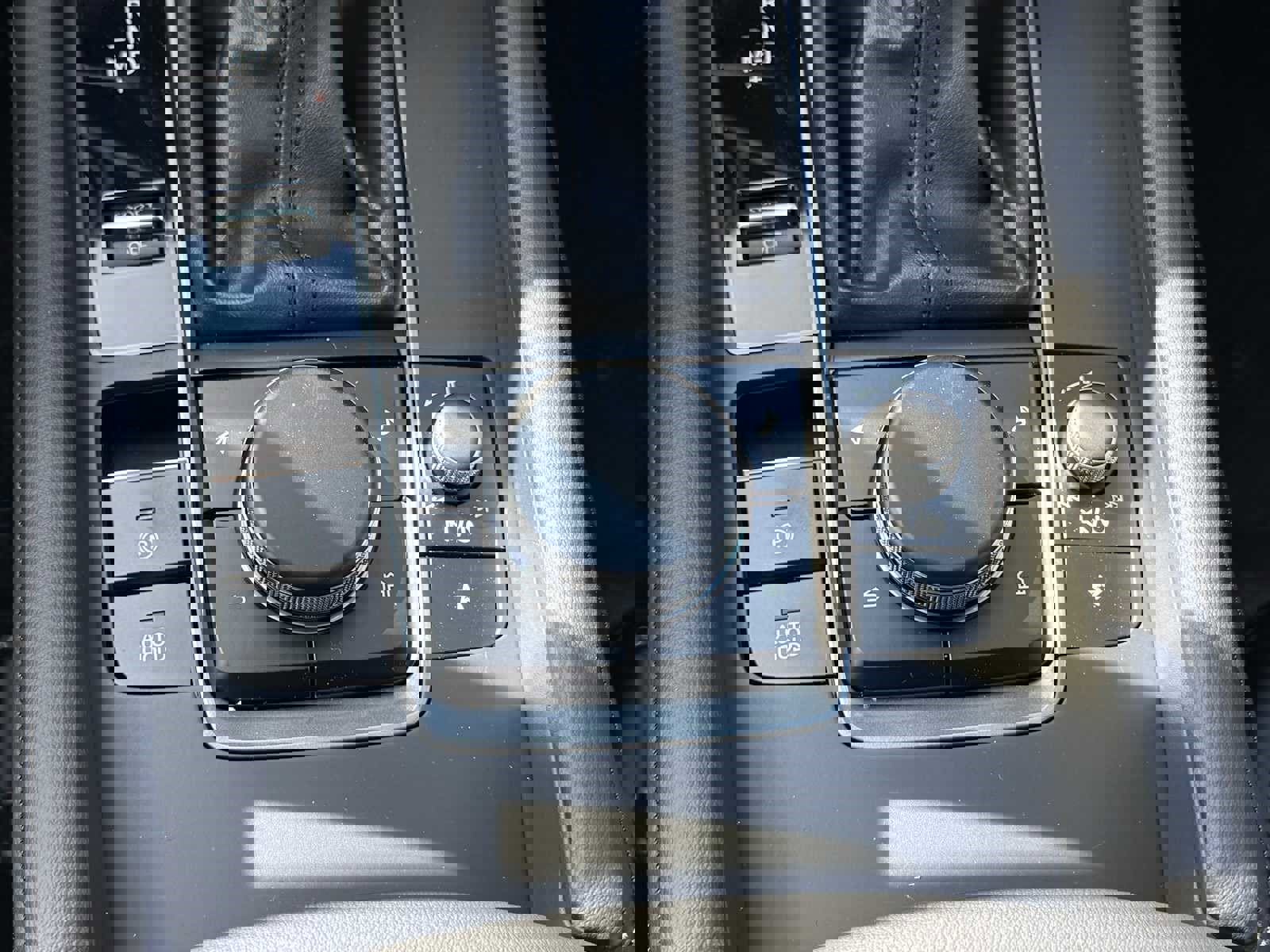 New 2026 MAZDA MAZDA3 2.5 S Sedan w/ Preferred Pkg image 19