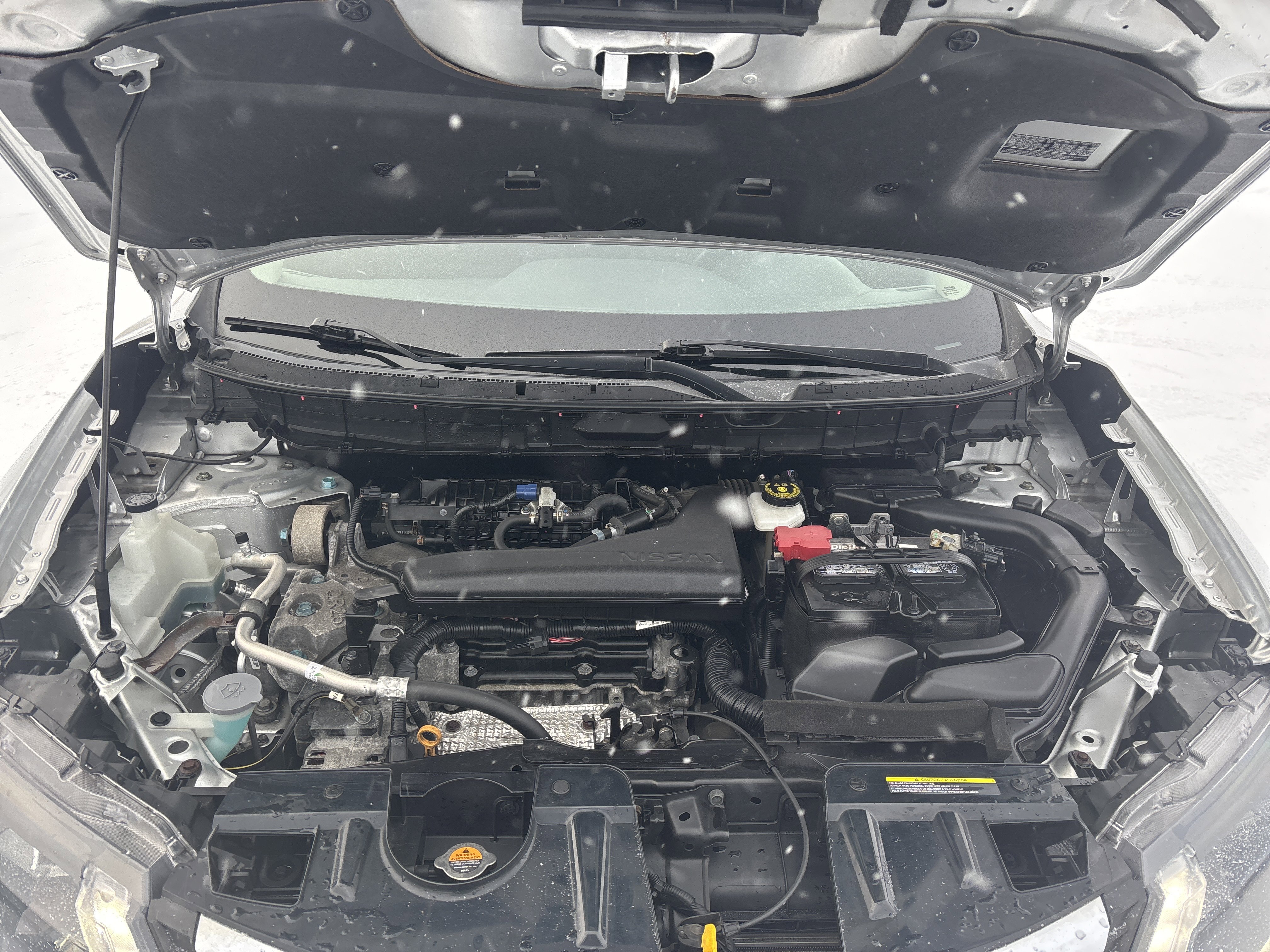 Used 2020 Nissan Rogue SV image 10