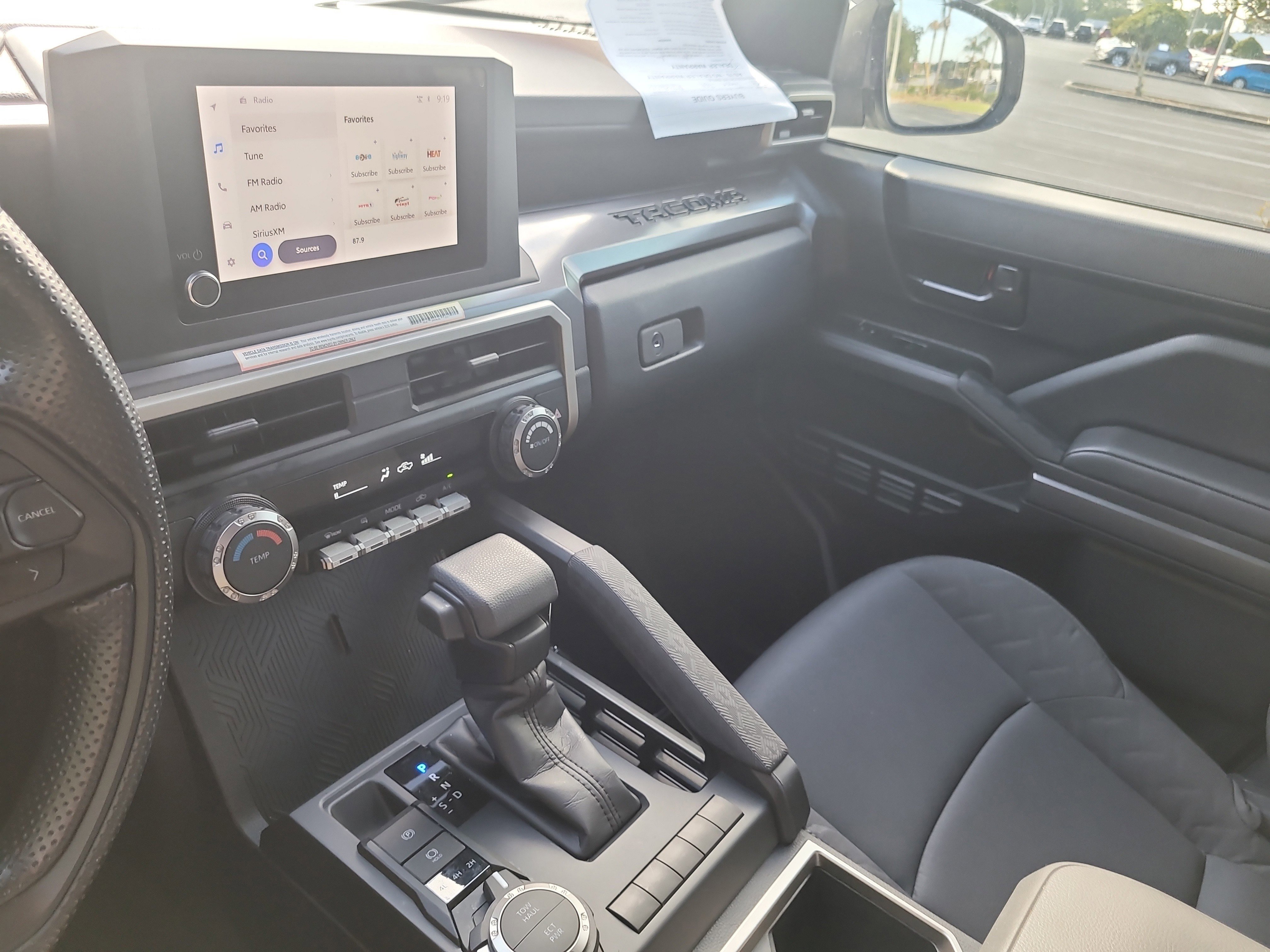 Used 2024 Toyota Tacoma SR5 AWD/4WD image 21