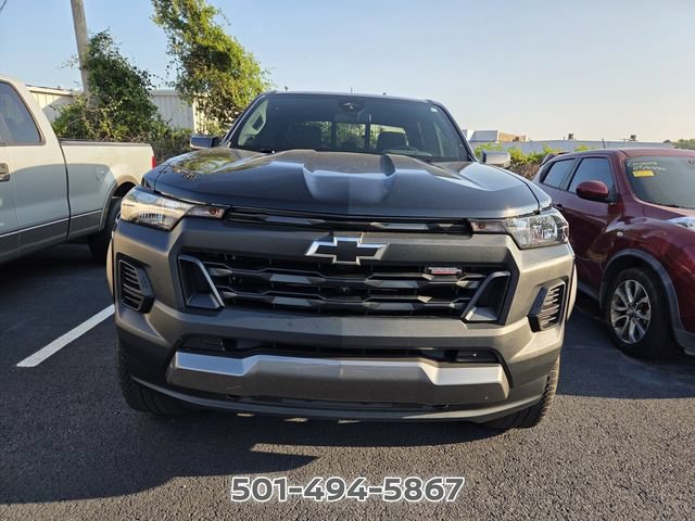 Used 2025 Chevrolet Colorado Trail Boss AWD/4WD image 2