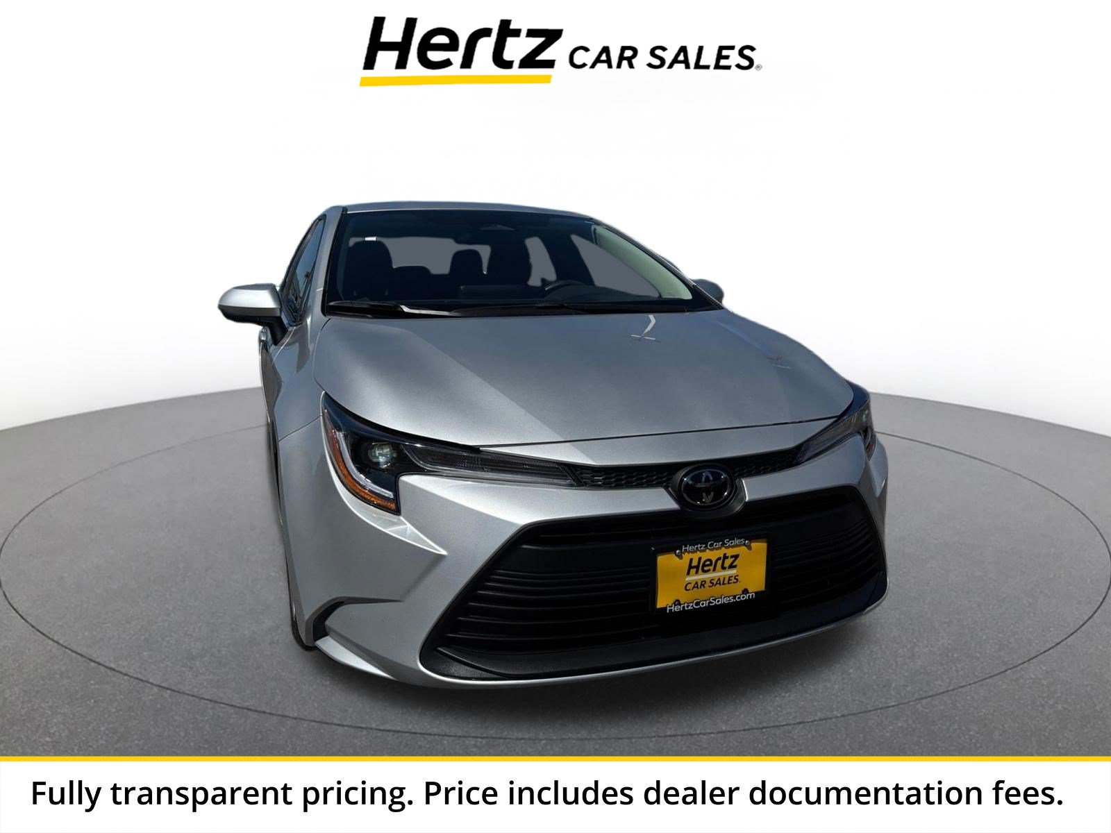 Used 2025 Toyota Corolla LE FWD image 1