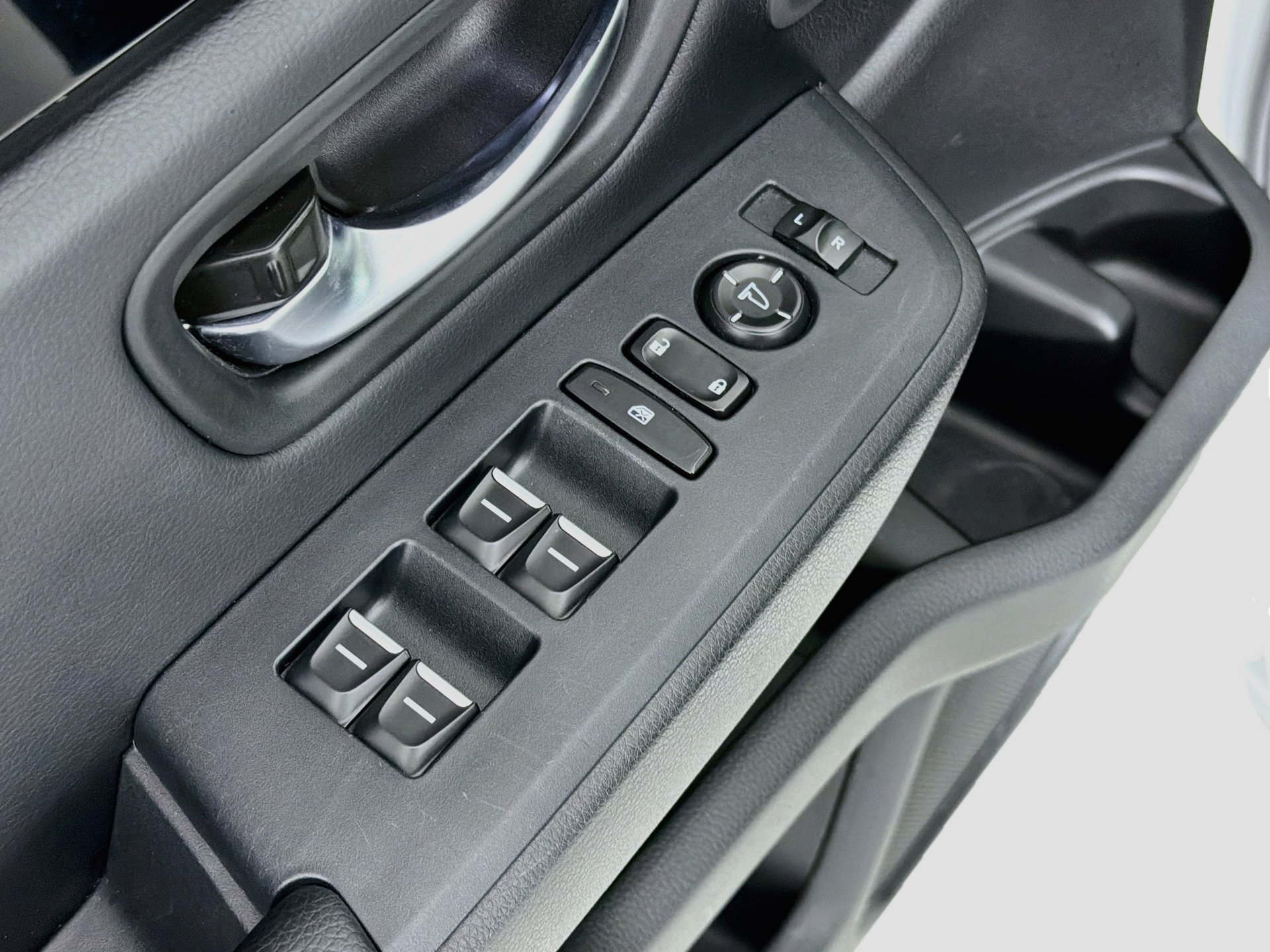 Used 2024 Honda Pilot Touring image 24