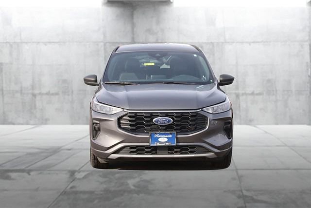 Certified 2024 Ford Escape ST-Line w/ Cold Weather Package image 4