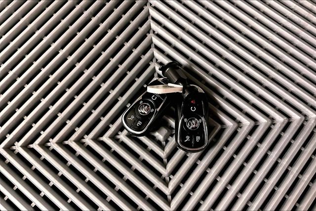 Used 2023 Buick Enclave Essence w/ Sport Touring Edition AWD/4WD image 11