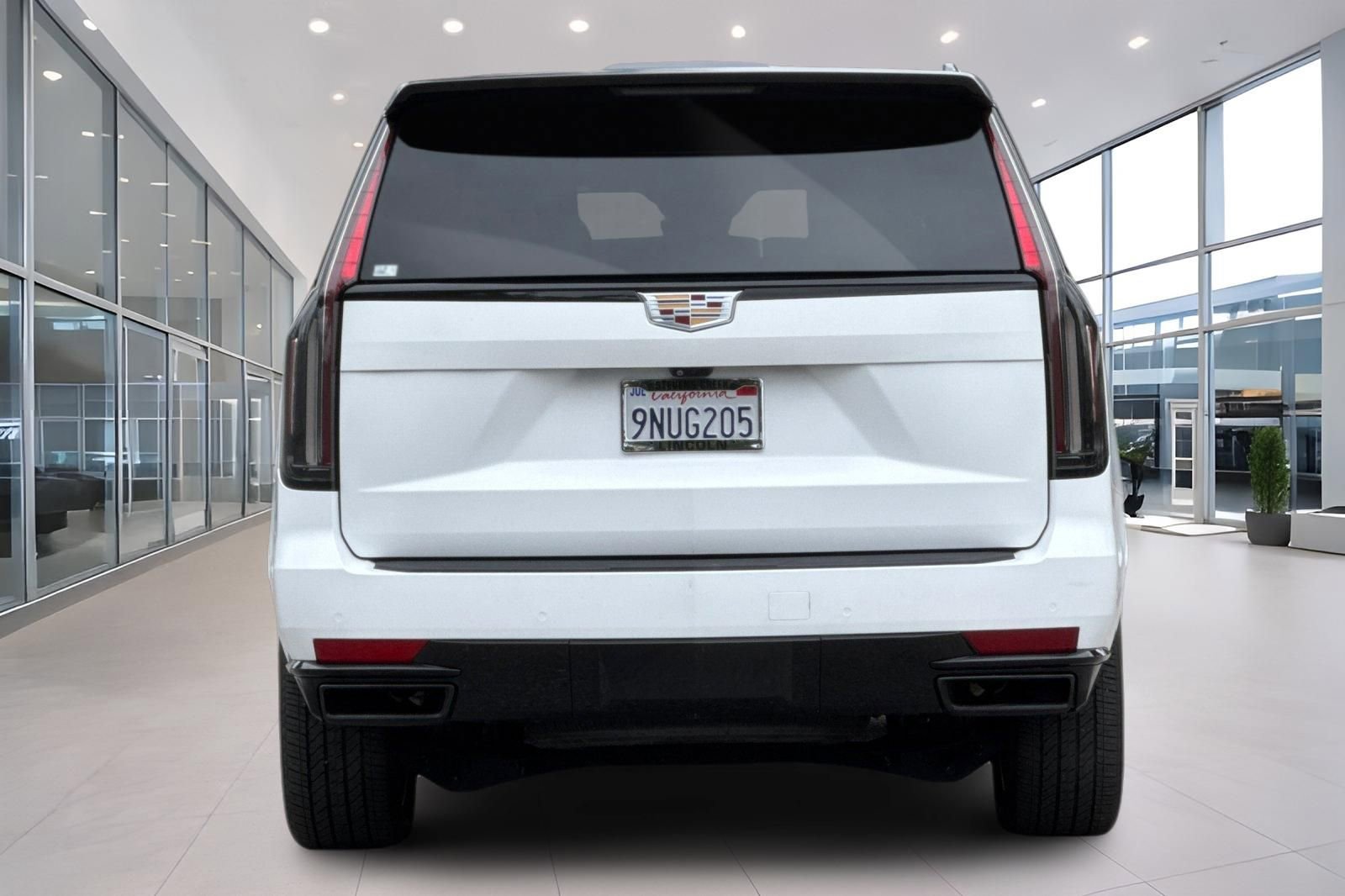 Used 2023 Cadillac Escalade Sport Platinum AWD/4WD image 5