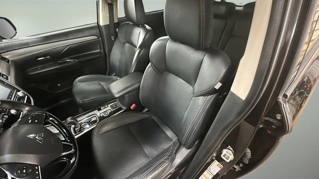 Used 2020 Mitsubishi Outlander SEL AWD/4WD image 9