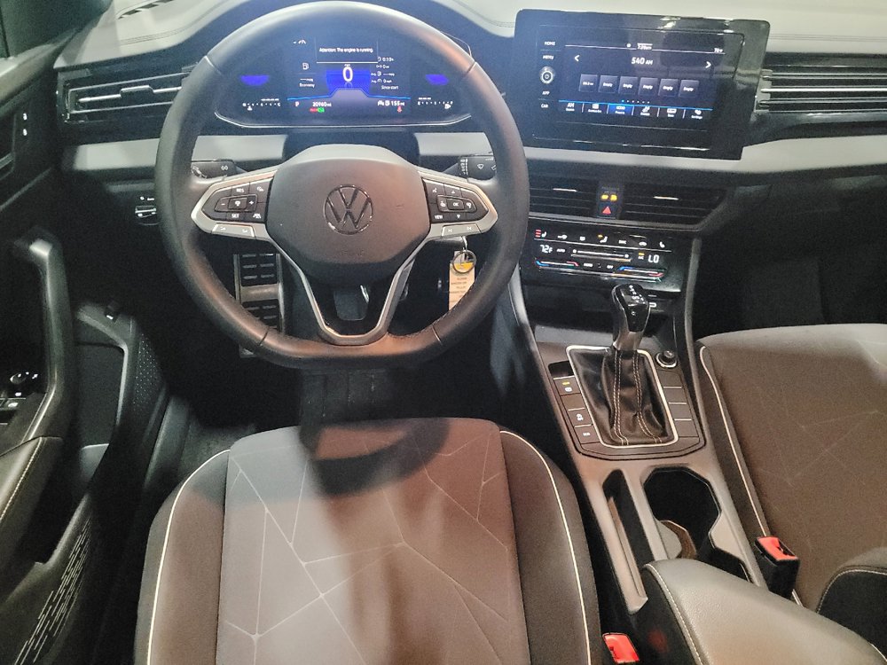 Used 2025 Volkswagen Jetta Sport FWD image 22