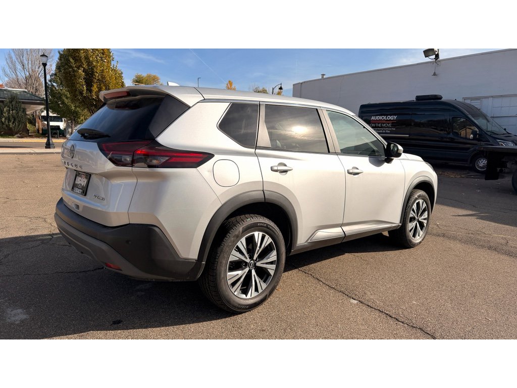 Used 2023 Nissan Rogue SV AWD/4WD image 8