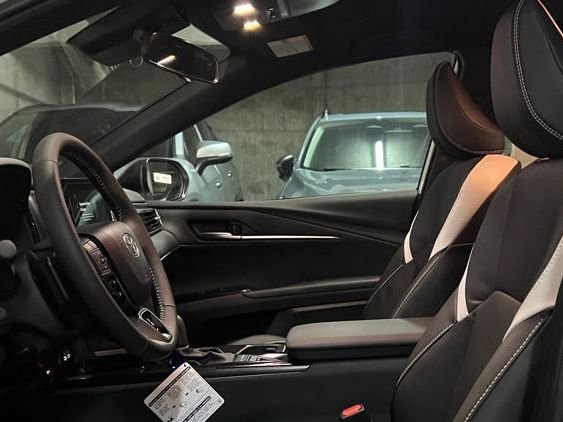 New 2026 Toyota Camry Hybrid image 14