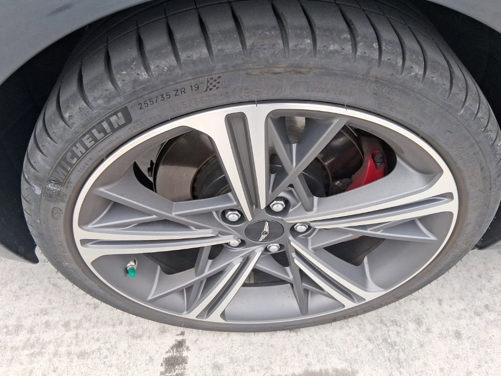 Certified 2025 Genesis G70 3.3T Advanced image 10