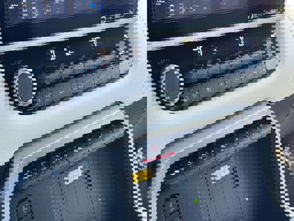 Used 2023 Toyota Tundra Capstone image 34