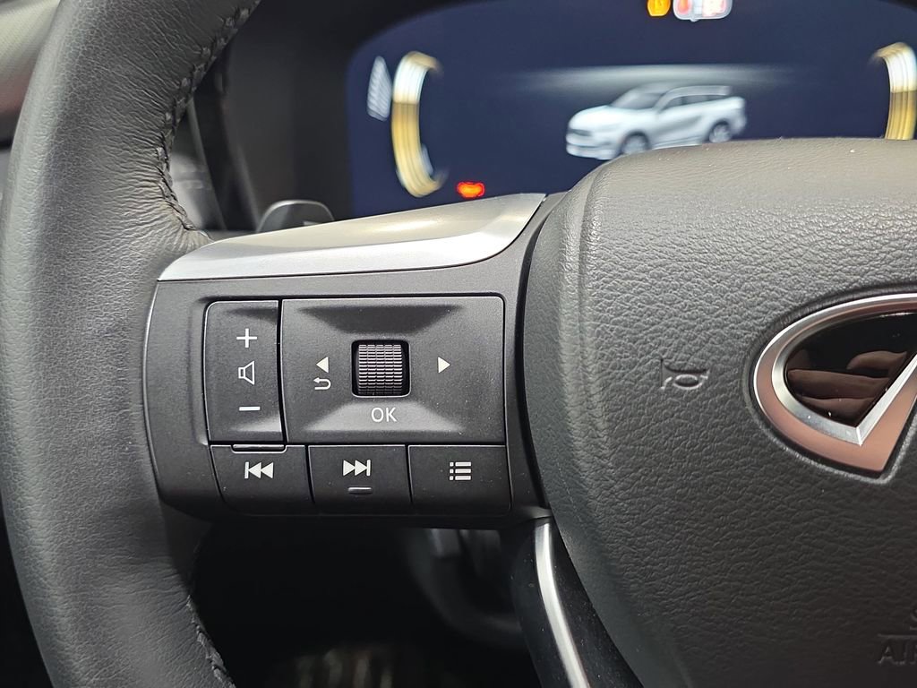 Certified 2026 INFINITI QX60 Luxe w/ Cargo Package image 13