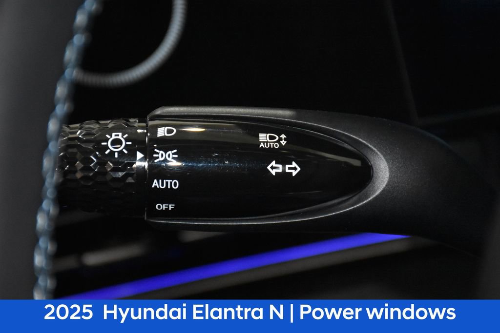 Used 2025 Hyundai Elantra N Base image 10