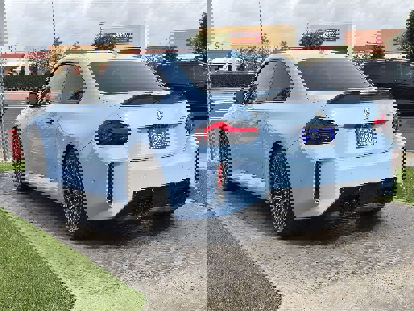 Used 2023 BMW M2 w/ Lighting Package image 4