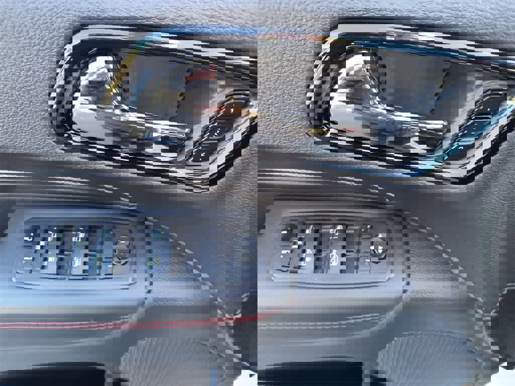 Used 2024 Dodge Durango GT image 13