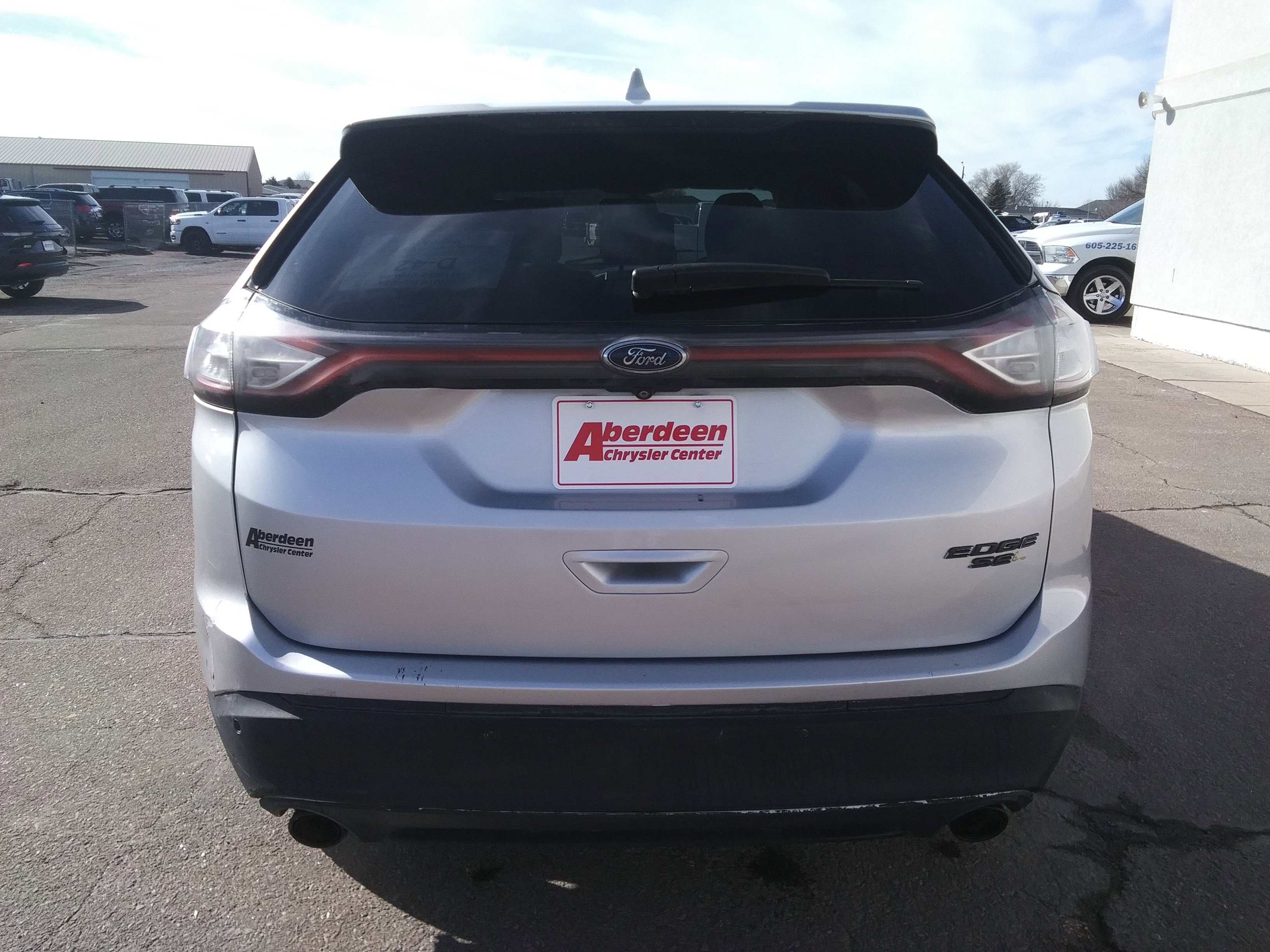 Used 2015 Ford Edge SEL FWD image 6