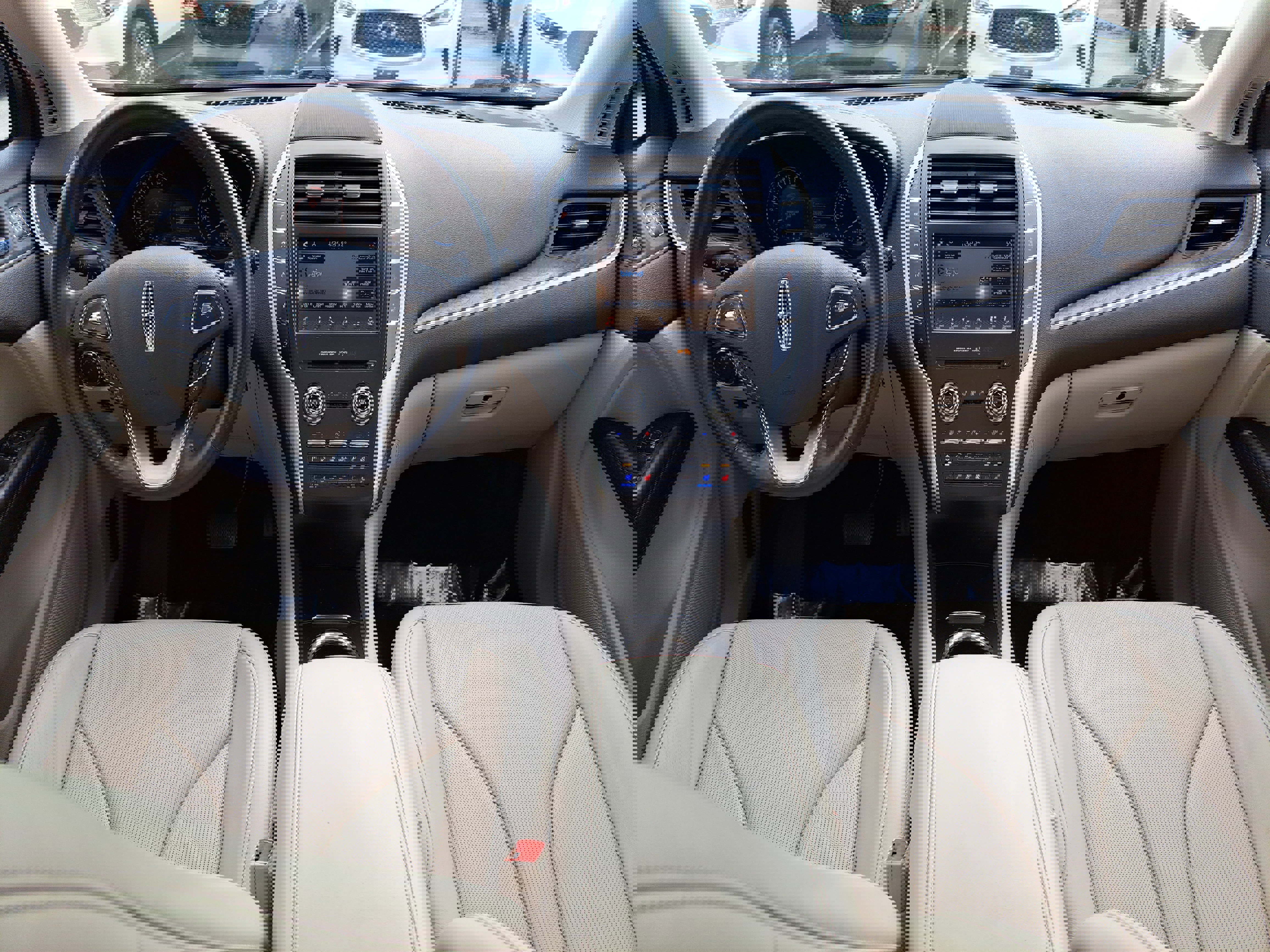 Used 2019 Lincoln MKC Reserve w/ MKC Technology Package image 8