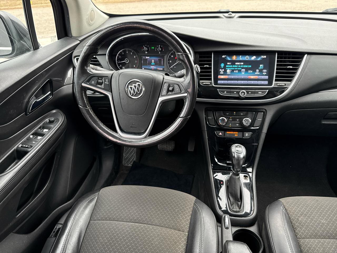 Used 2019 Buick Encore Preferred FWD image 38