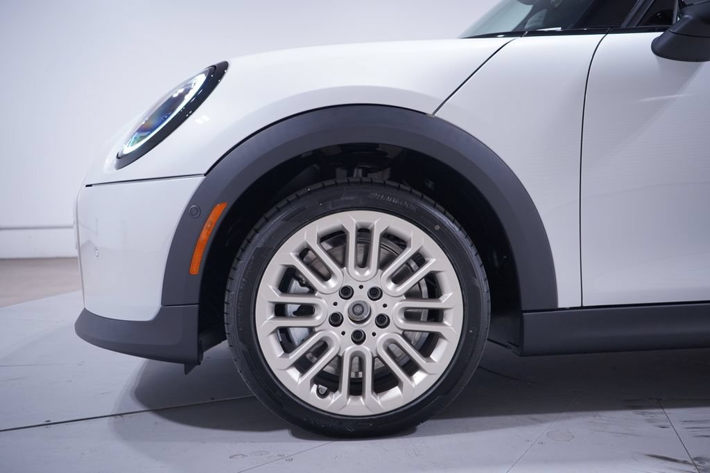 New 2026 MINI Cooper 4-Door Hardtop FWD image 2