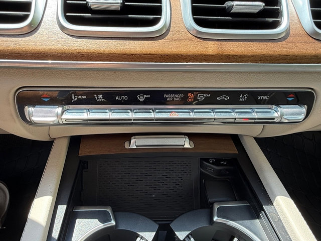 Used 2023 Mercedes-Benz GLE 350 4MATIC image 30