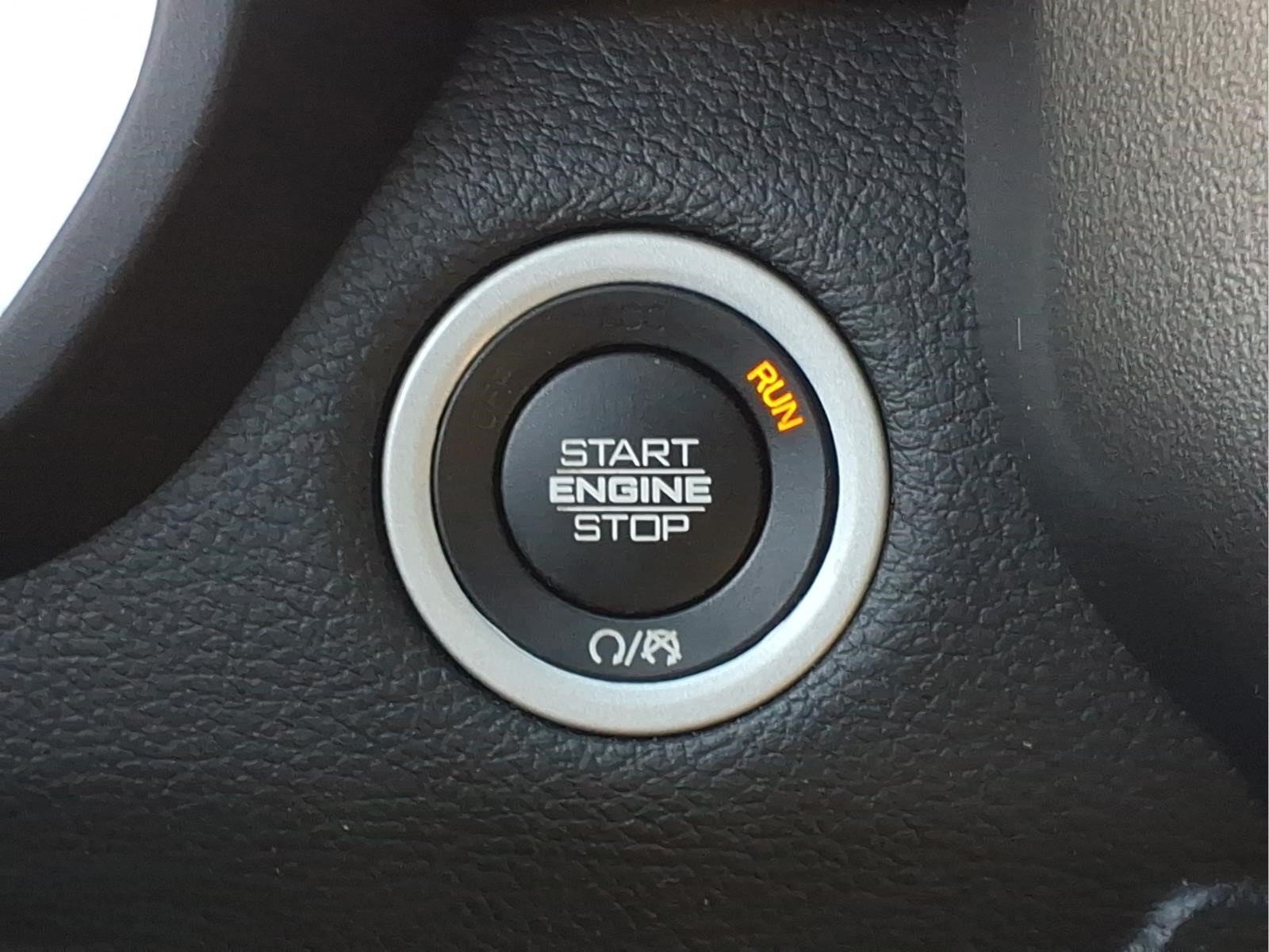 Used 2020 RAM 1500 Laramie AWD/4WD image 23