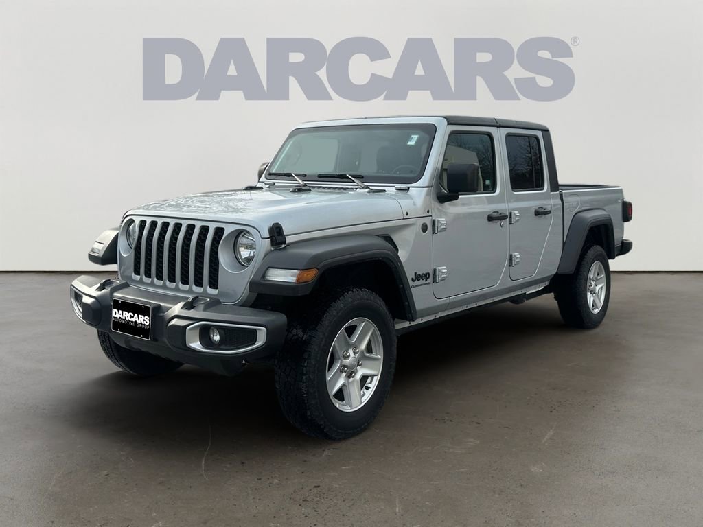 Used 2023 Jeep Gladiator Sport image 3