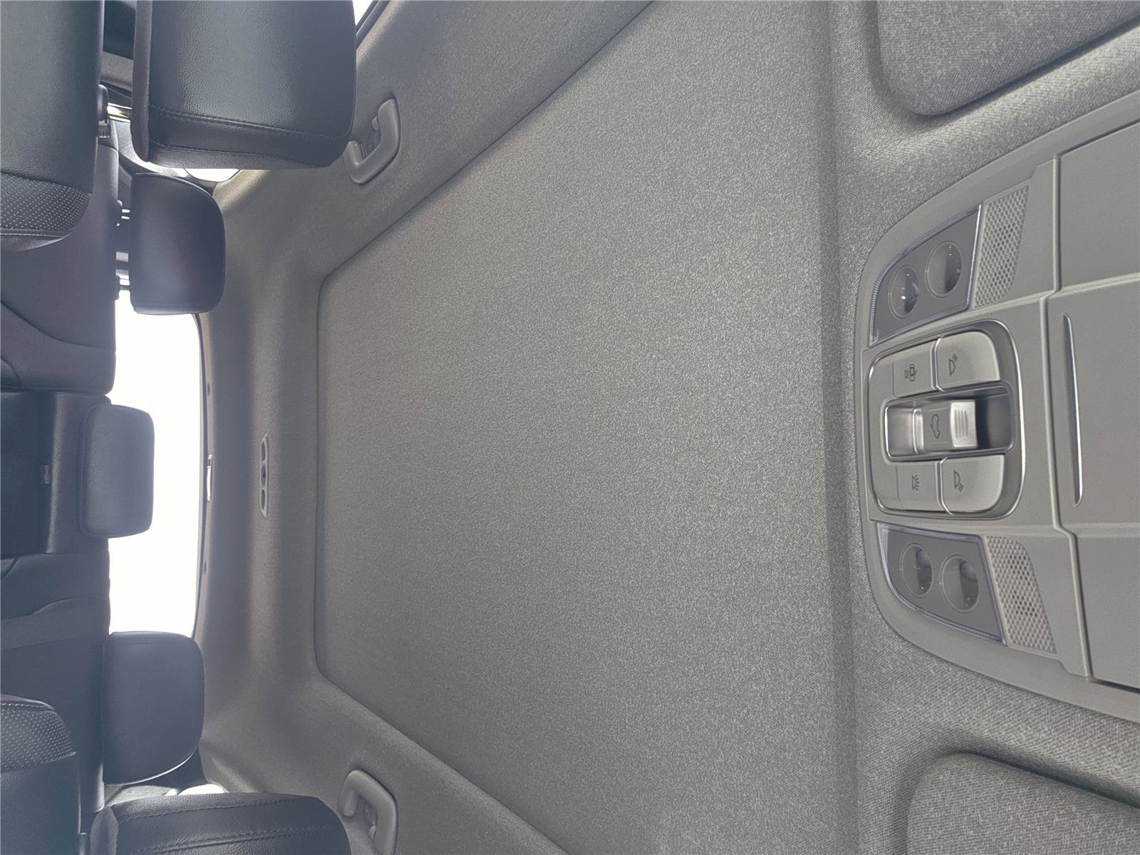 Used 2019 Hyundai Santa Fe Limited FWD image 25