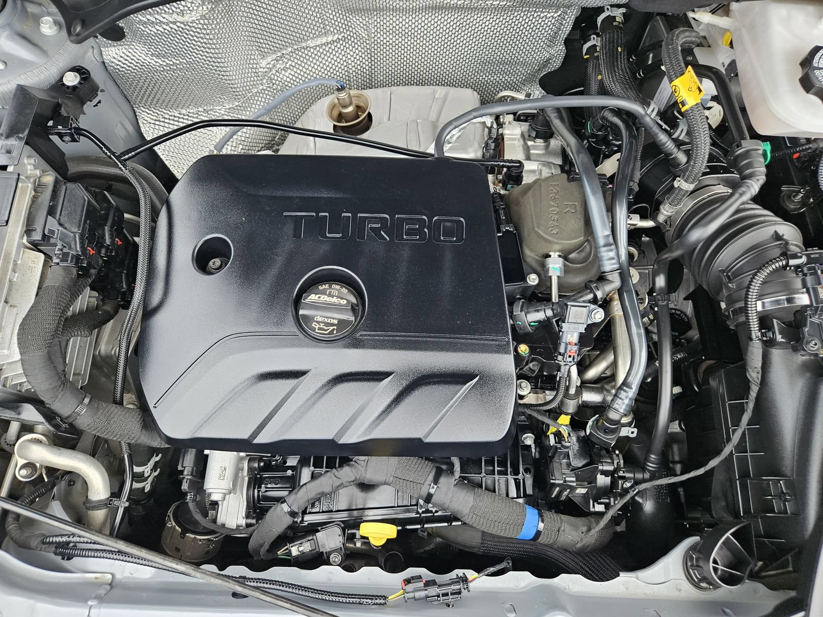 Certified 2024 Buick Encore GX Sport Touring FWD image 33