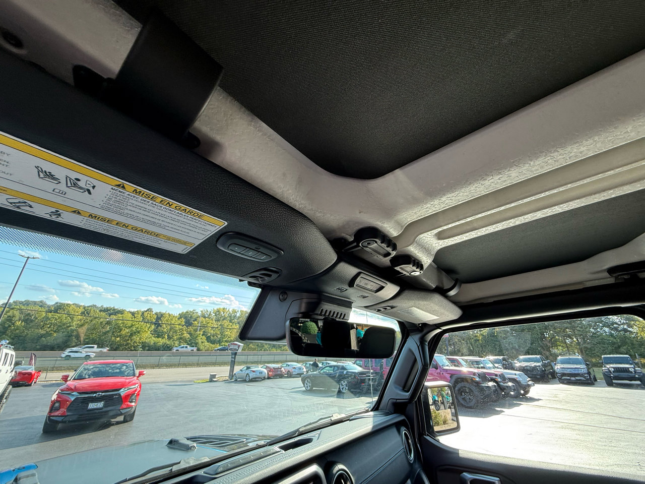 Used 2022 Jeep Wrangler Unlimited Rubicon 4xe w/ Dual Top Group image 29