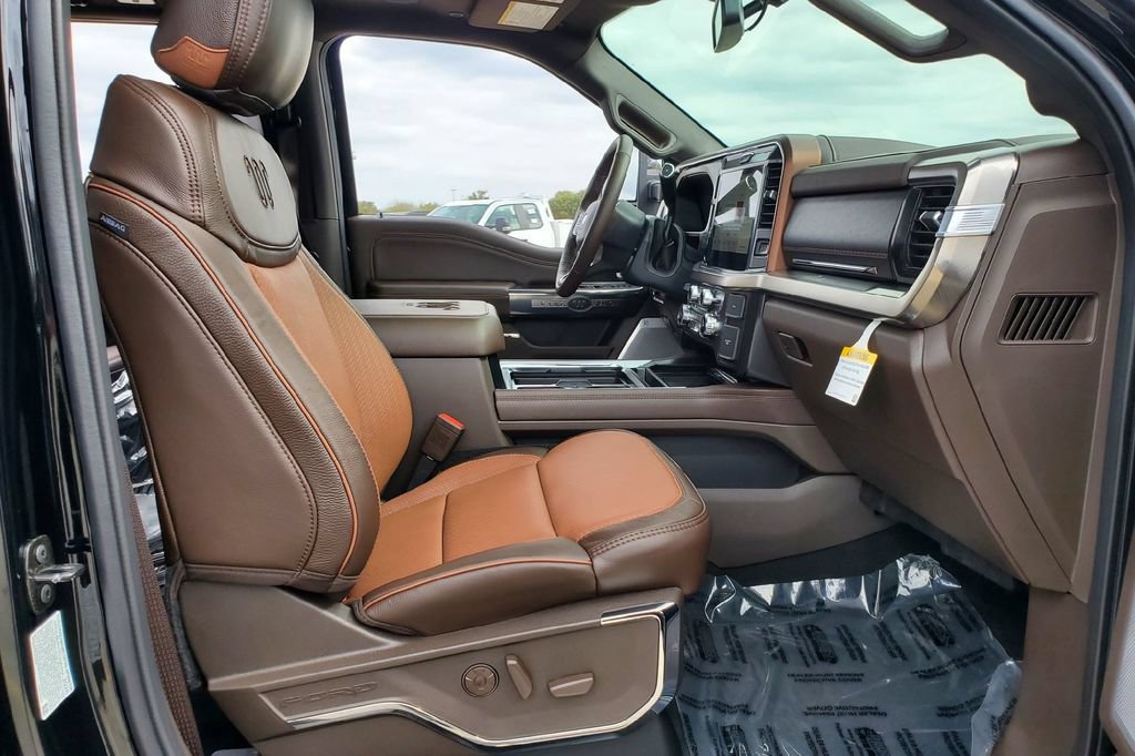 New 2026 Ford F250 King Ranch w/ Chrome Package AWD/4WD image 14