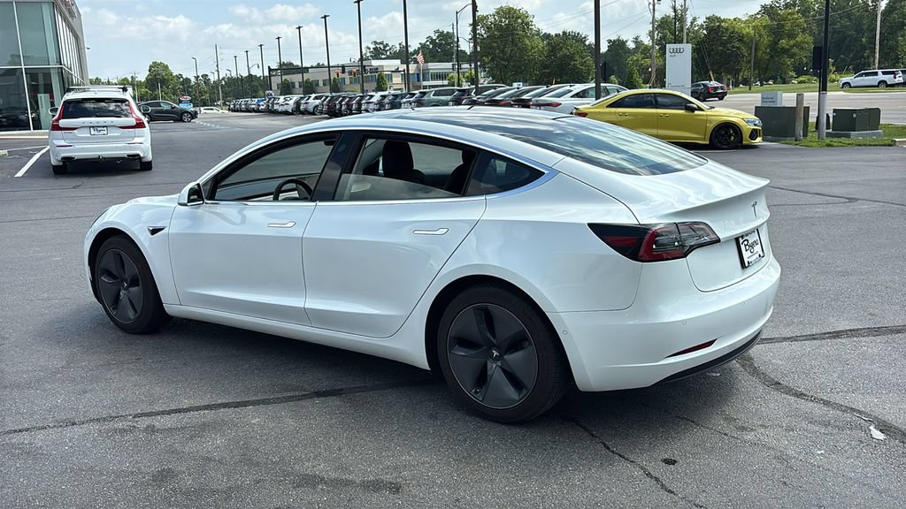 Used 2020 Tesla Model 3 Standard Range Plus RWD image 4