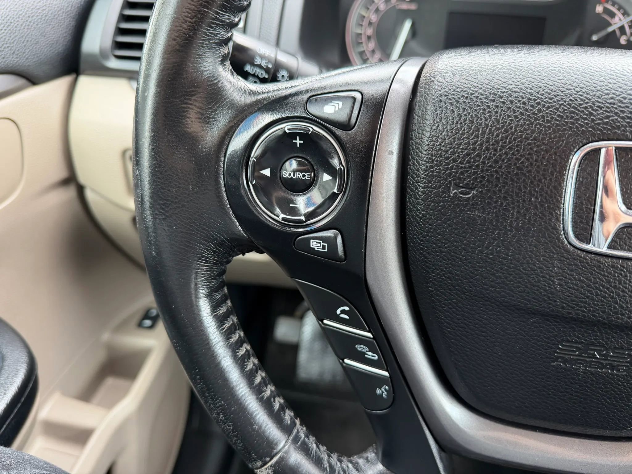 Used 2016 Honda Pilot EX-L image 11