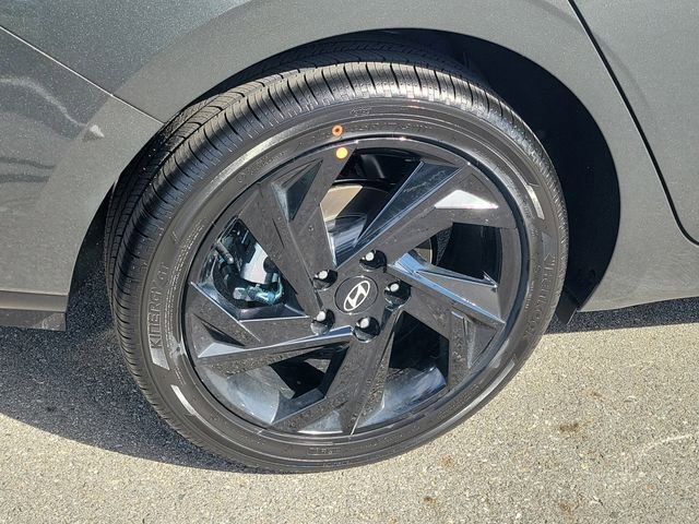 New 2026 Hyundai Elantra SEL Sport Premium image 23
