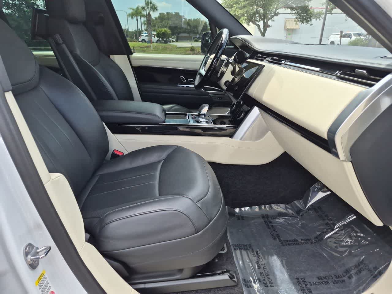 Certified 2023 Land Rover Range Rover SE AWD/4WD image 22