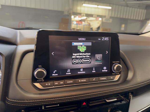 Used 2021 Nissan Rogue SV image 6