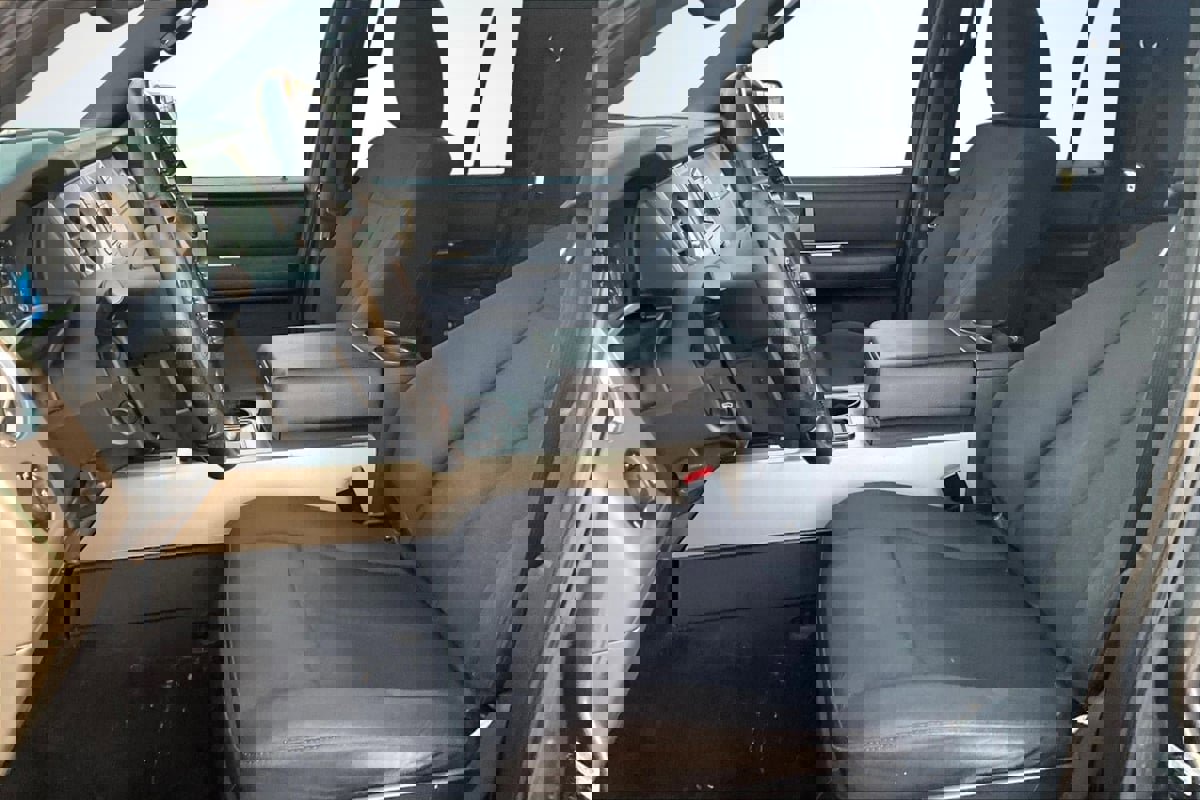 Used 2017 Ford Expedition XLT image 25