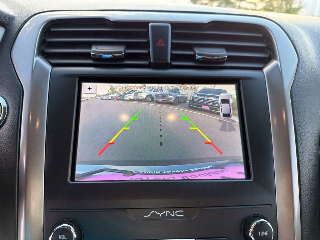 Used 2019 Ford Fusion SEL FWD image 32