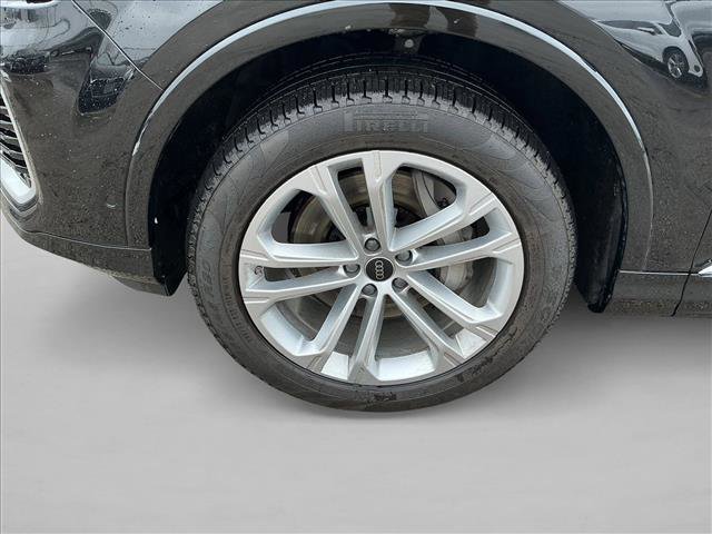 Used 2025 Audi Q7 2.0T Premium Plus w/ Premium Plus Package image 9
