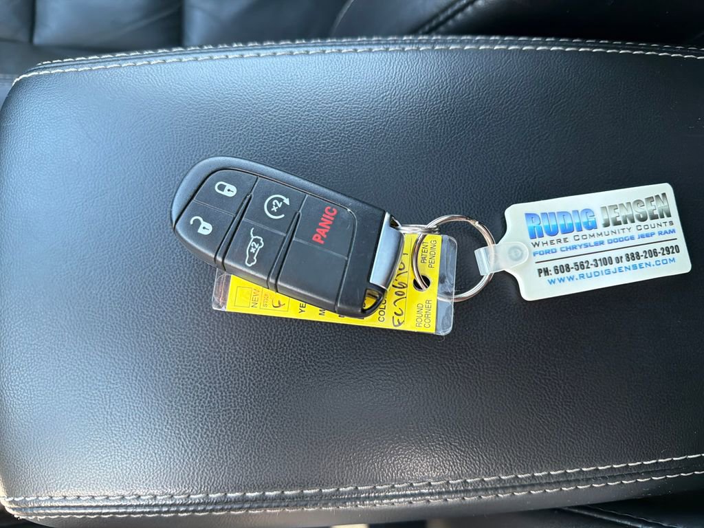 Used 2015 Jeep Grand Cherokee Limited image 29