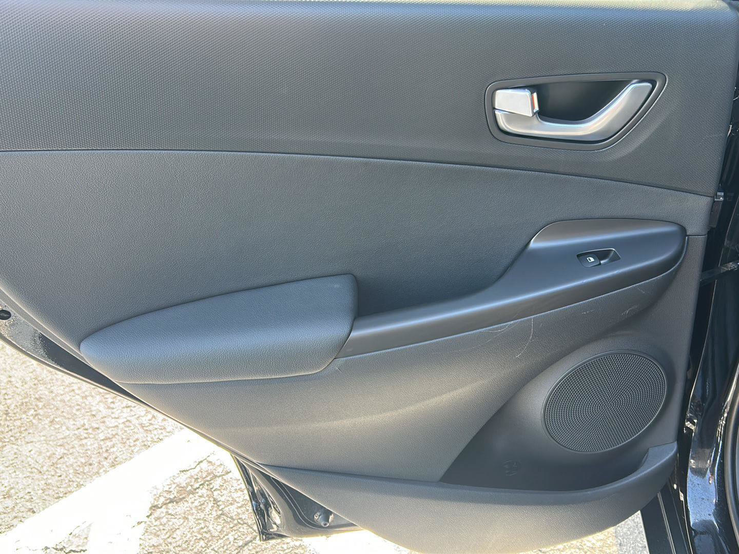 Certified 2023 Hyundai Kona Limited FWD image 16