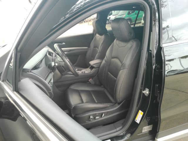 Used 2019 Cadillac XT4 Premium Luxury image 16